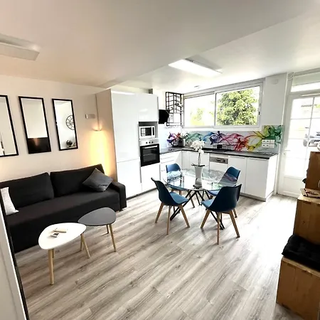Le Paris D'eden Apartament *